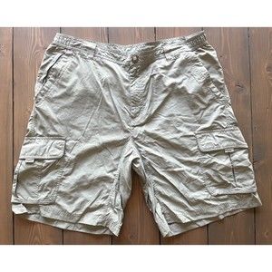 Columbia Titanium Cargo Shorts Omni-Dry Men’s Size Large Green